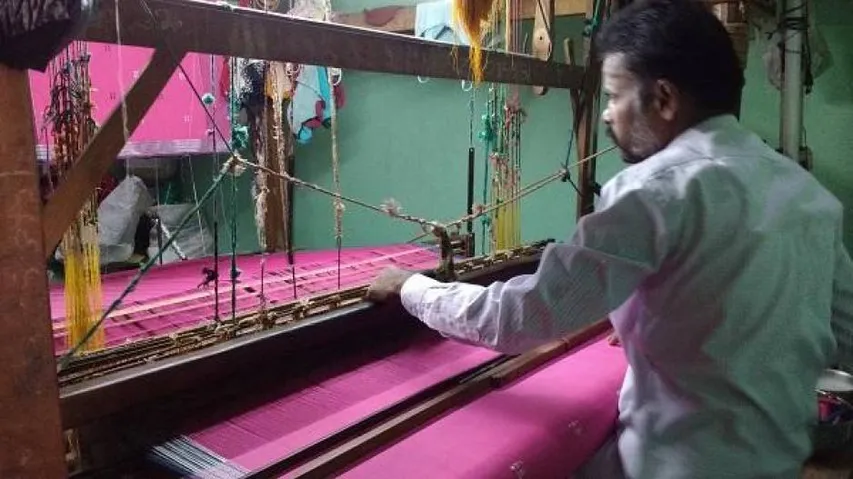 Demonetisation : Weavers feel the heat in Odisha's 'silk city'