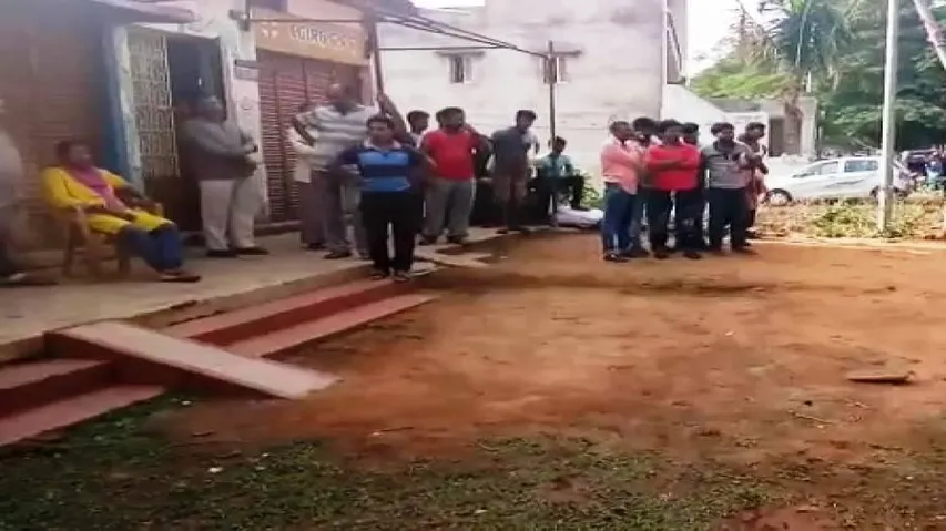 Youth's half-burnt body found in Kandhamal