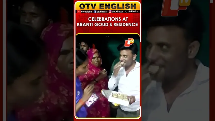 Chhatarpur Rejoices As Kranti Goud’s Residence Celebrates India’s Women’s World Cup Win