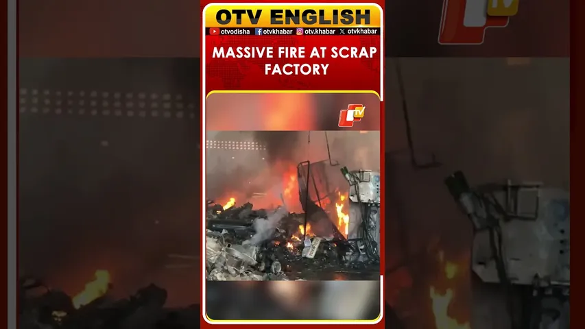 Massive Fire Engulfs Scrap Factory Near Chitauli Road Area In Hapur, Uttar Pradesh | OTV