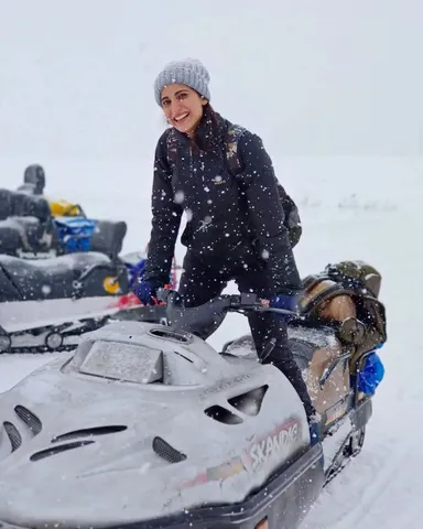 Aahana Kumra on her recent visit to Kashmir: “The morning here looked like the sets of ‘The Beauty and the Beast’