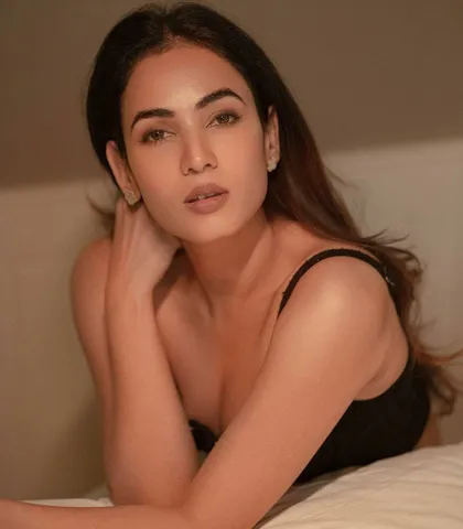 The Ghost: Not Jacqueline Fernandez, But Sonal Chauhan To Play The Lead Opposite Nagarjuna