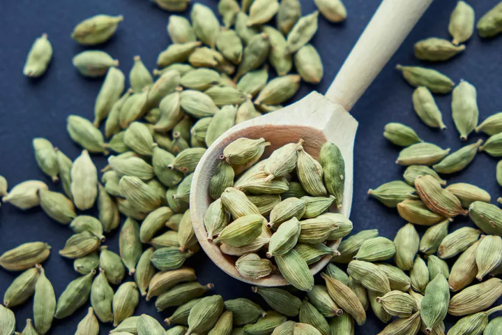 cardamom4