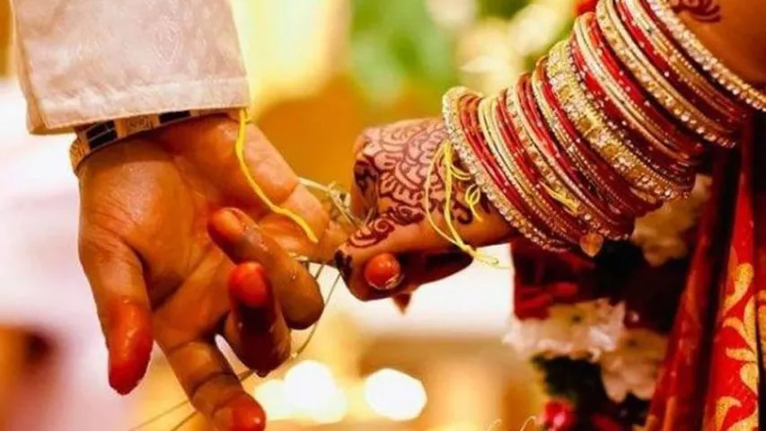 Police Stop Minor Girl marriage With Minor Boy  in Saidabad, Hyderabad