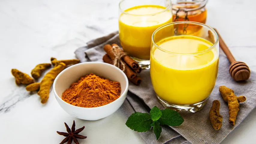 turmeric water empty stomach 
