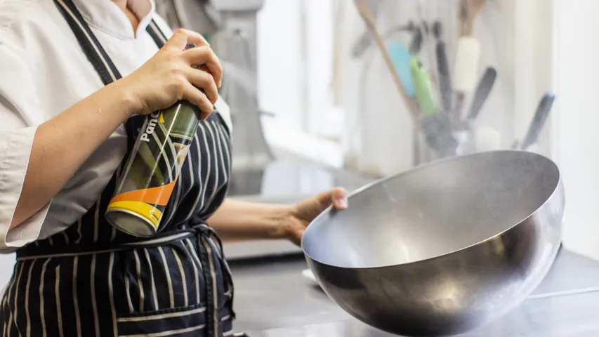 cook in aluminium