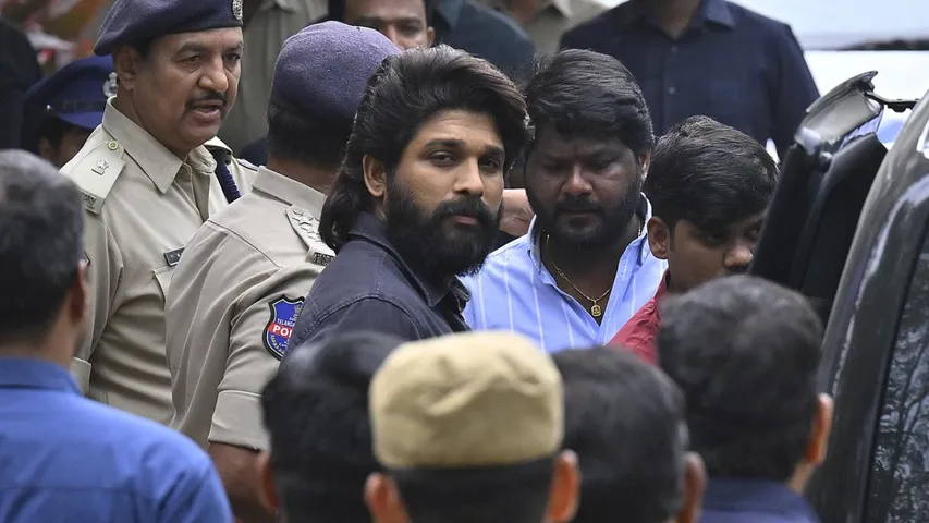 allu arjun Nampally court.