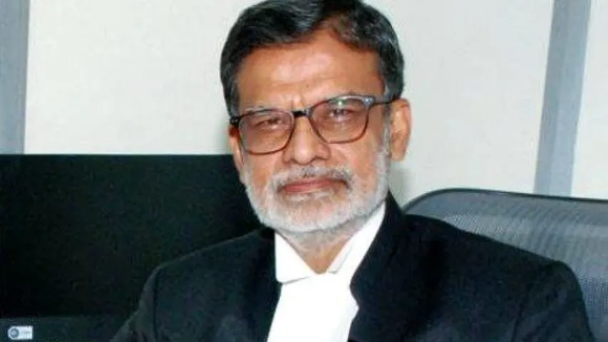 Justice Sujoy paul
