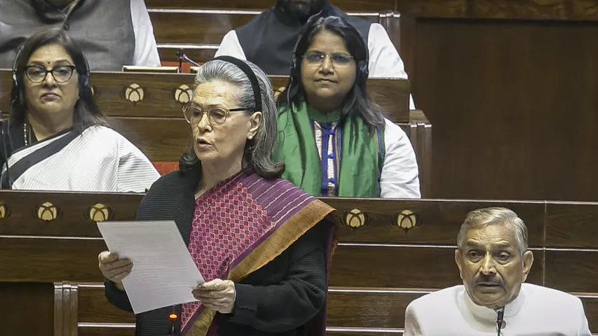 Sonia Gandhi demands govt to conduct population census at earliest