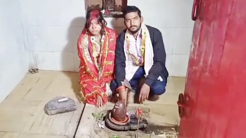 women marriage lone agenty