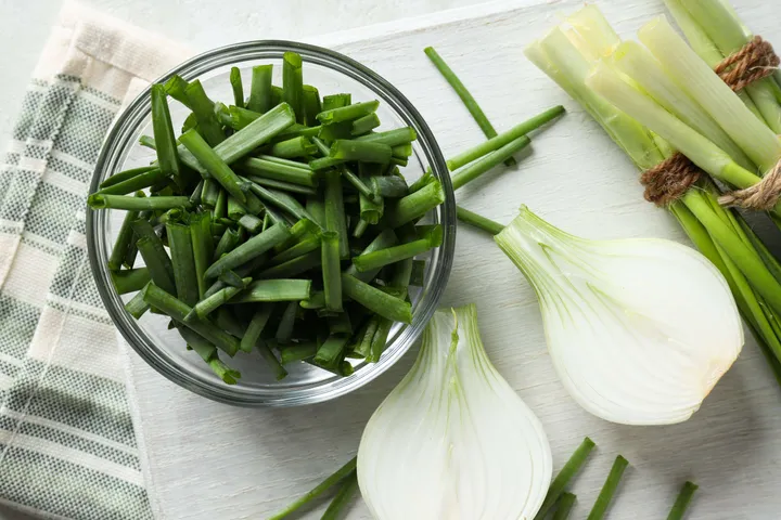 onion leaves