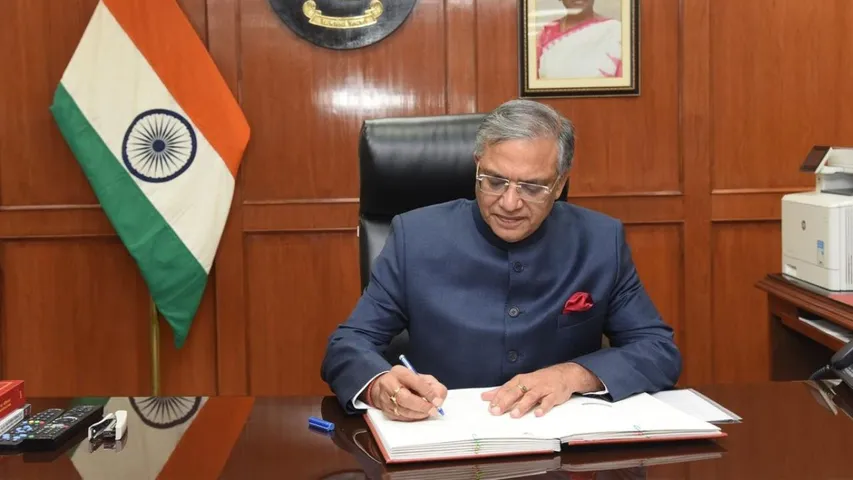 Gyanesh Kumar assumes charge as chief election commissioner