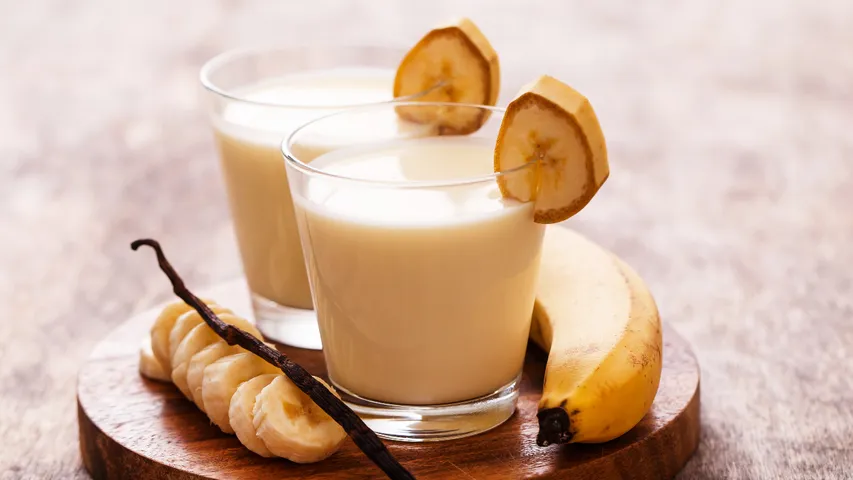 Milk Vs Banana
