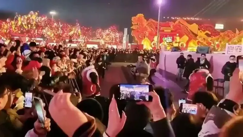 AI robot attacks crowd