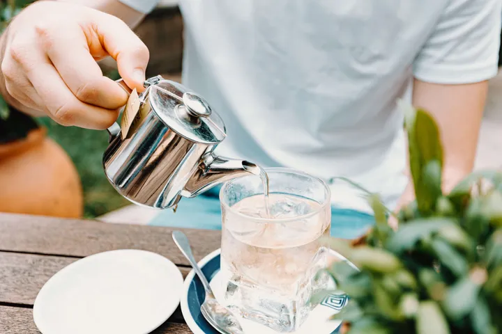 tea with water