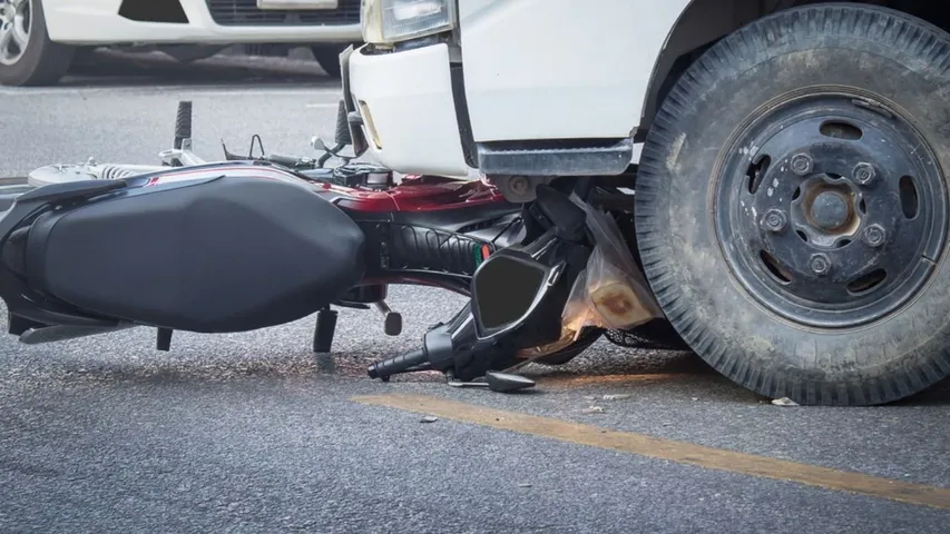 hyderabad kukatpally road accident lorry hits scooty one dead on the spot