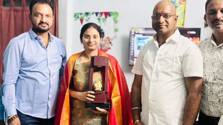 sai shivani got 11th rank in all India civils  
