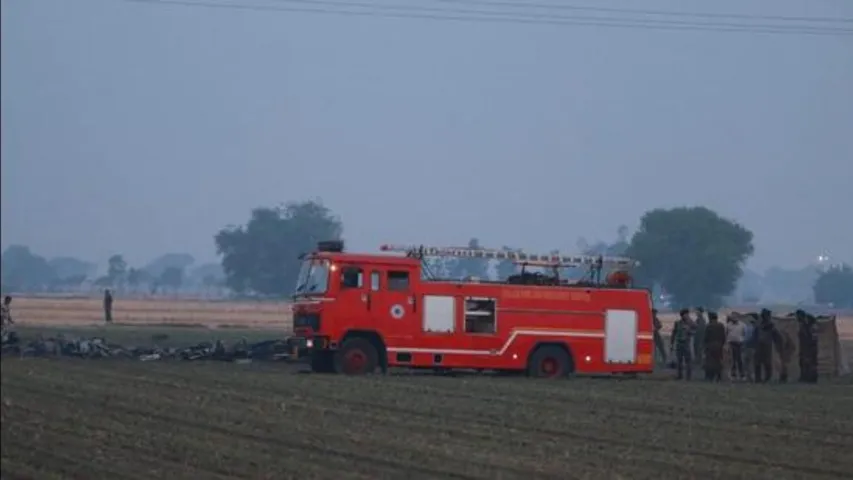 Punjab alight crash