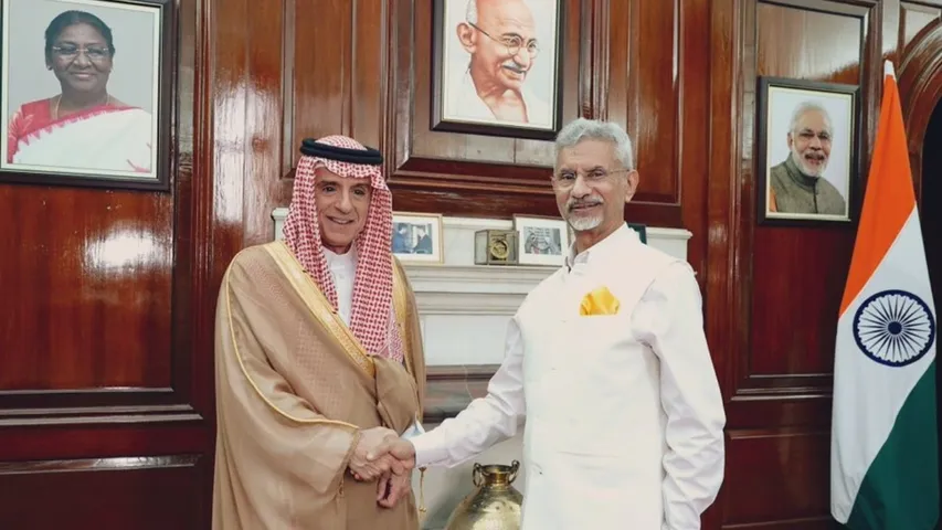 Saudi minister makes unannounced Delhi visit amid India-Pakistan tensions