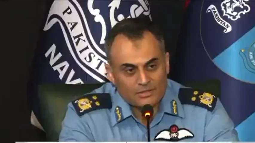 pak army officer
