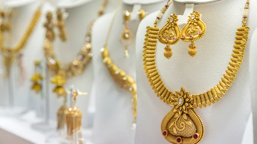 gold jewelry