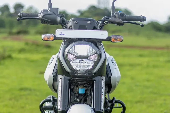 Bajaj Freedom 125 cng bike price5
