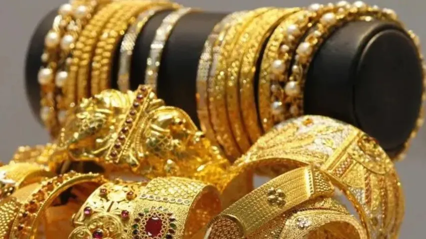 31 tolas gold stolen from a house in Bhainsa, Nirmal District