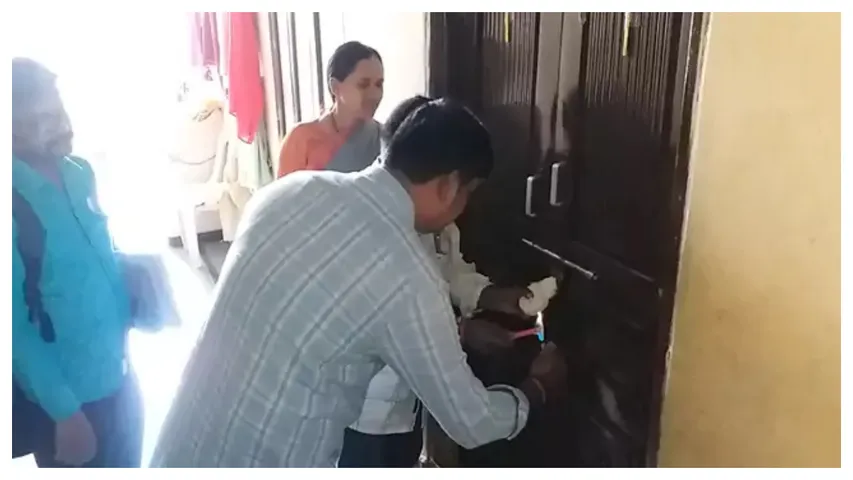 Revenue officials shock sons