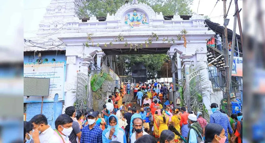 Raja Rajeshwara Temple Vemulawada