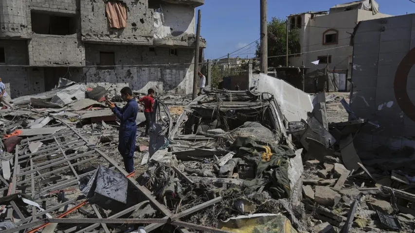 Israel Attacks on Gaza, 52 Killed