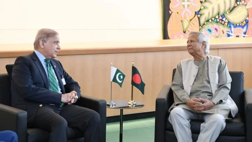 Pakistan doing secret deal