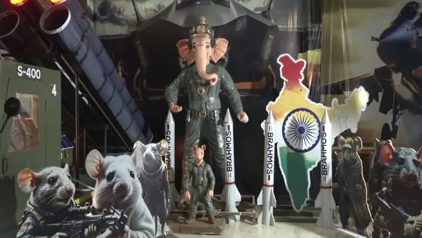 Ganpati idol in Operation Sindoor theme