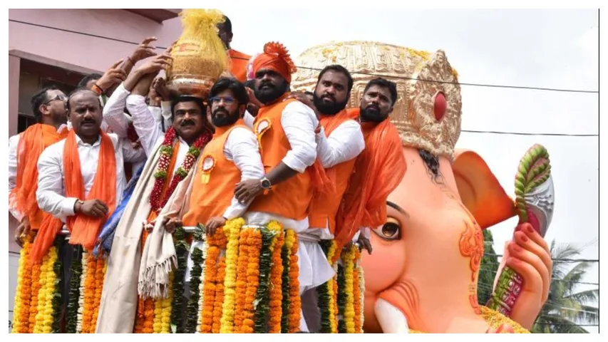 Balapur Ganesh Laddu Auction