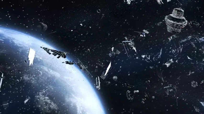 Starlink Satellites Falling To Earth Raise Fears Of Space Junk "Chain Reaction"