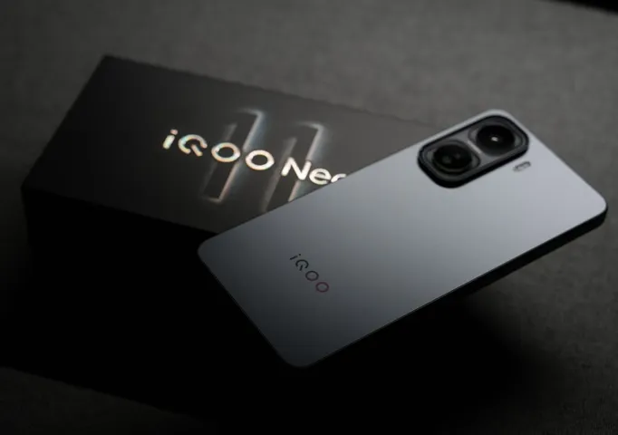 iQOO Neo 11 (1)