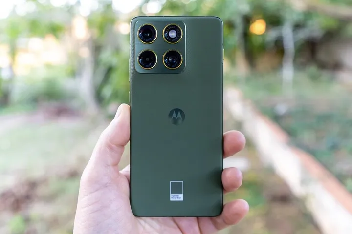 Motorola Edge 70 (1)