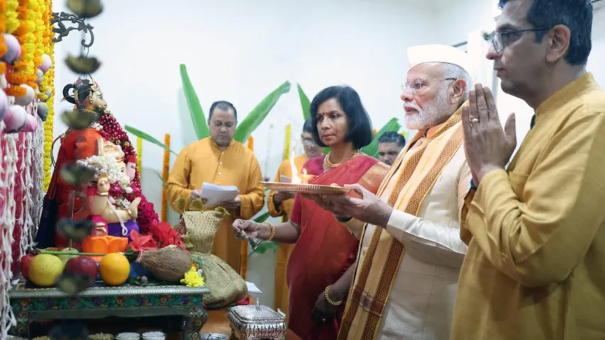 modi-ganapti puja