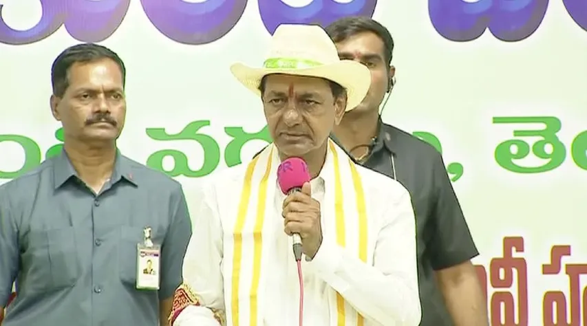 ఆదివాసీలపై ఉన్న పోడుభూముల కేసులన్నీ రద్దు