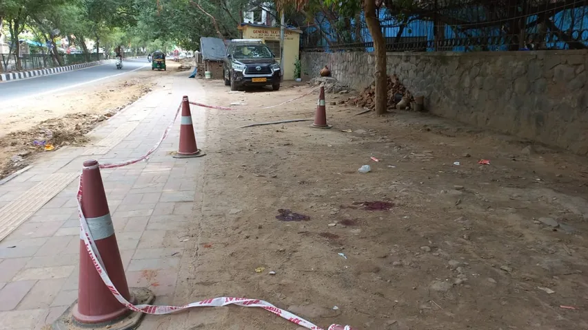 ఢిల్లీ యూనివర్సిటీ విద్యార్థి దారుణ హత్య, ఇద్దరు నిందితుల అరెస్ట్..!!