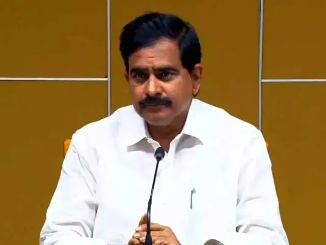 మినీ మేనిఫెస్టోను ప్రజల్లోకి తీసుకెళ్తున్న దేవినేని ఉమా