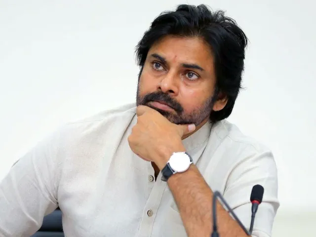 జనసేన అధినేత సంచలన వ్యాఖ్యలు..నన్ను చంపేందుకు సుపారీ గ్యాంగులు రంగంలోకి దిగాయి..!!