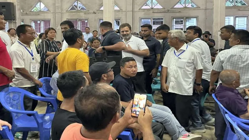 అదంతా మీడియా ప్రచారం...రాహుల్ మణిపూర్ పర్యటనపై అసోం సీఎం సీరియస్..!!