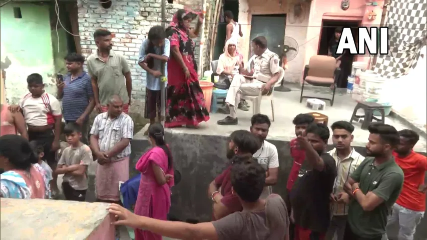 ఢిల్లీ ఆర్కేపురంలో దారుణం..ఇద్దరు మహిళలను కాల్చిచంపిన దుండగులు..!!