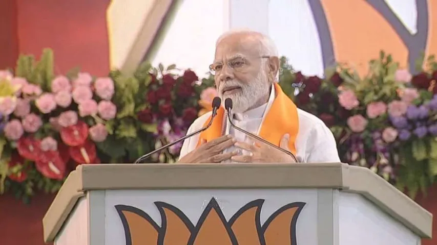 బీఆర్ఎస్‎కు ఓటు వేయండి..కానీ.. కేసీఆర్‎పై మోడీ సంచలన వ్యాఖ్యలు..!!