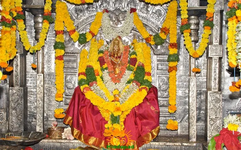 మూడు రోజుల పాటు పట్టణంలో ట్రాఫిక్ ఆంక్షలు, ఎందుకంటే!!