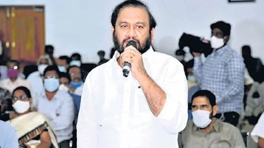 నారా లోకేష్ రాసలీల ఫోటోలను విడుదల చేసిన కోవూరు ఎమ్మెల్యే