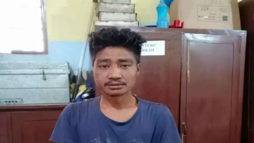 Manipur violence : మణిపూర్ ఘటనలో  నలుగురు అరెస్టు...నిందితుల ఇంటికి నిప్పు..!!