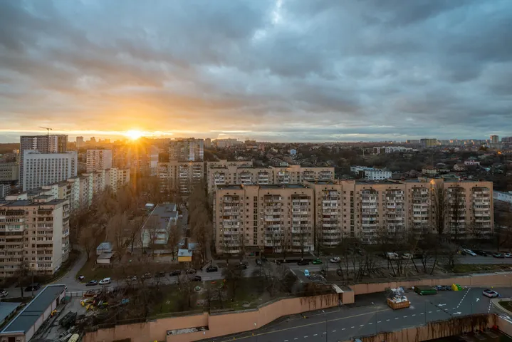 Rents: బాబోయ్‌..ఇదేక్కడి అన్యాయం.. 6నెలల్లో ఇంత రెంట్‌ పెంచుతారా..?