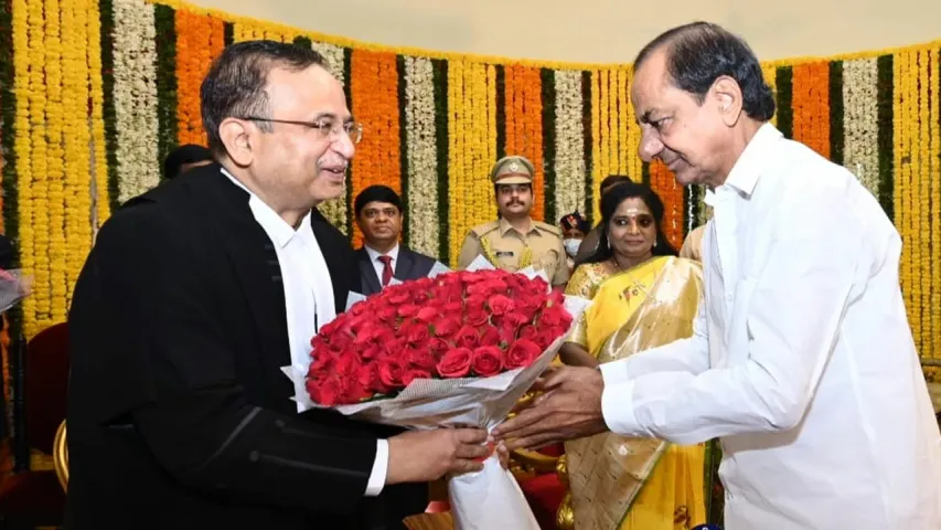 Justice Alok Aradhe: తెలంగాణ హైకోర్టు ప్రధాన న్యాయమూర్తిగా అలోక్‌ అరాధే ప్రమాణస్వీకారం