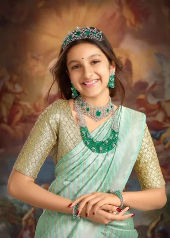 హీరో మహేష్‌ను మించిన తార.. సితార..